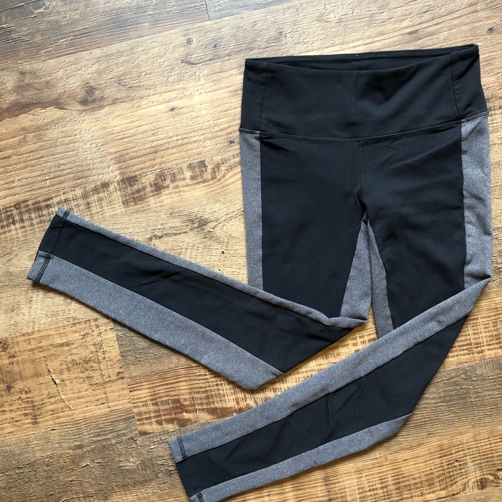 Alo Tuxedo Yoga Leggings